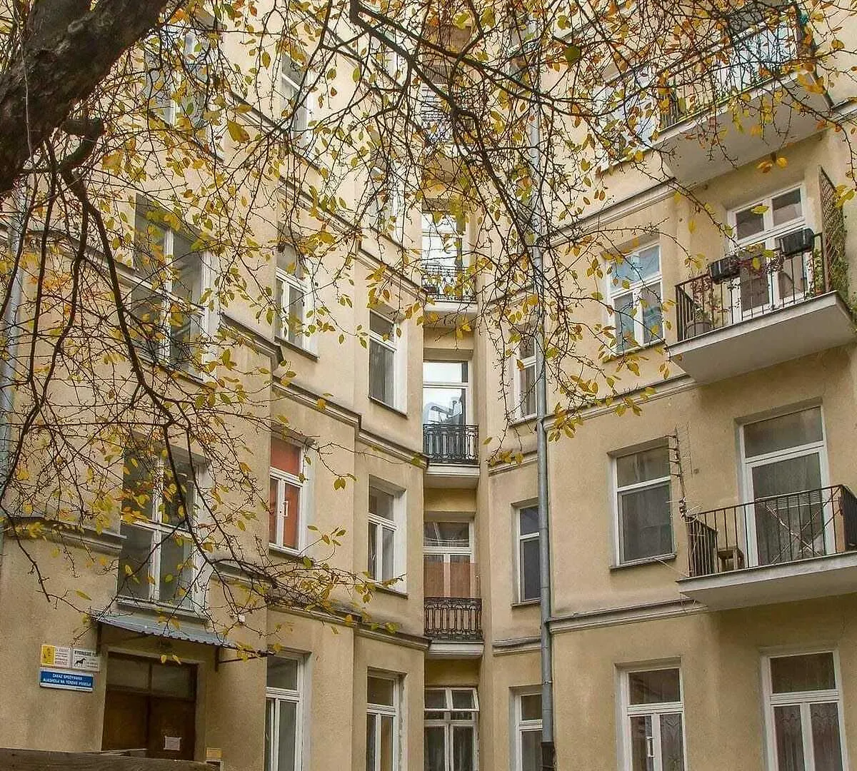ורשה Metro Centrum Guest Rooms בית אירוח